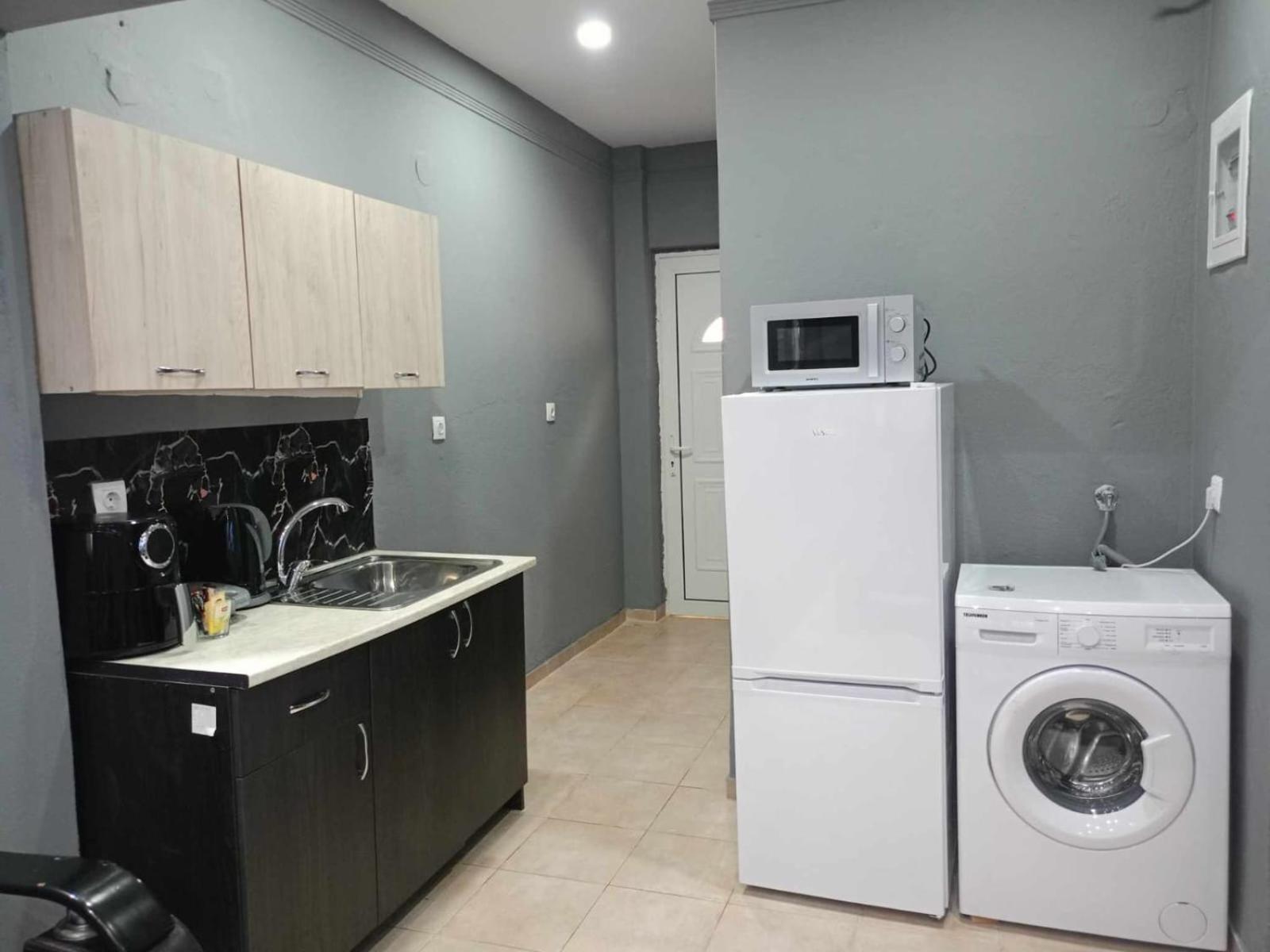 Eftelya City Apartments Alexandroupolis Mit 2 Schlaf Zimmer Екстериор снимка